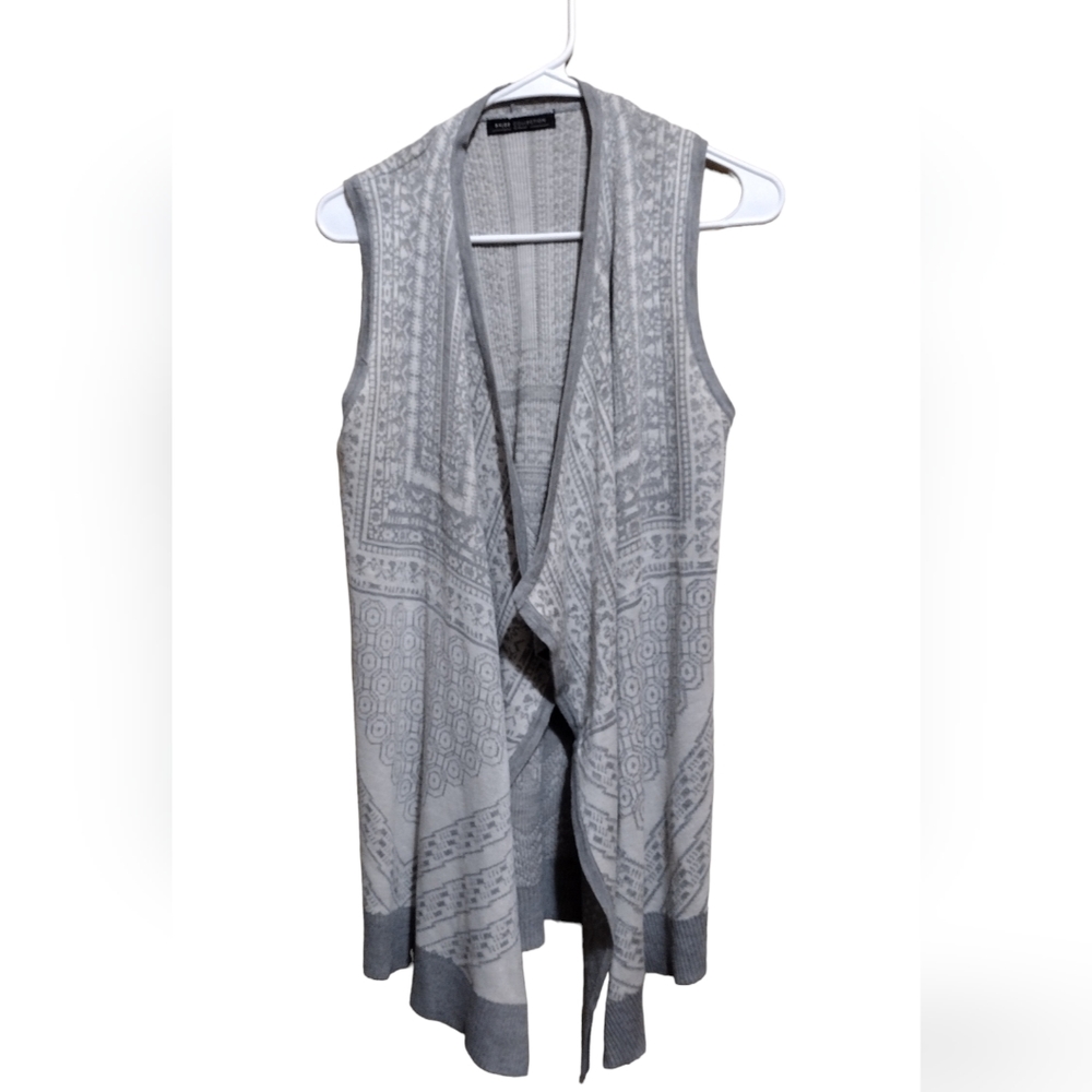 Bajee Collections by Becool Gray and White Sleeveless Cardigan, Size S/M